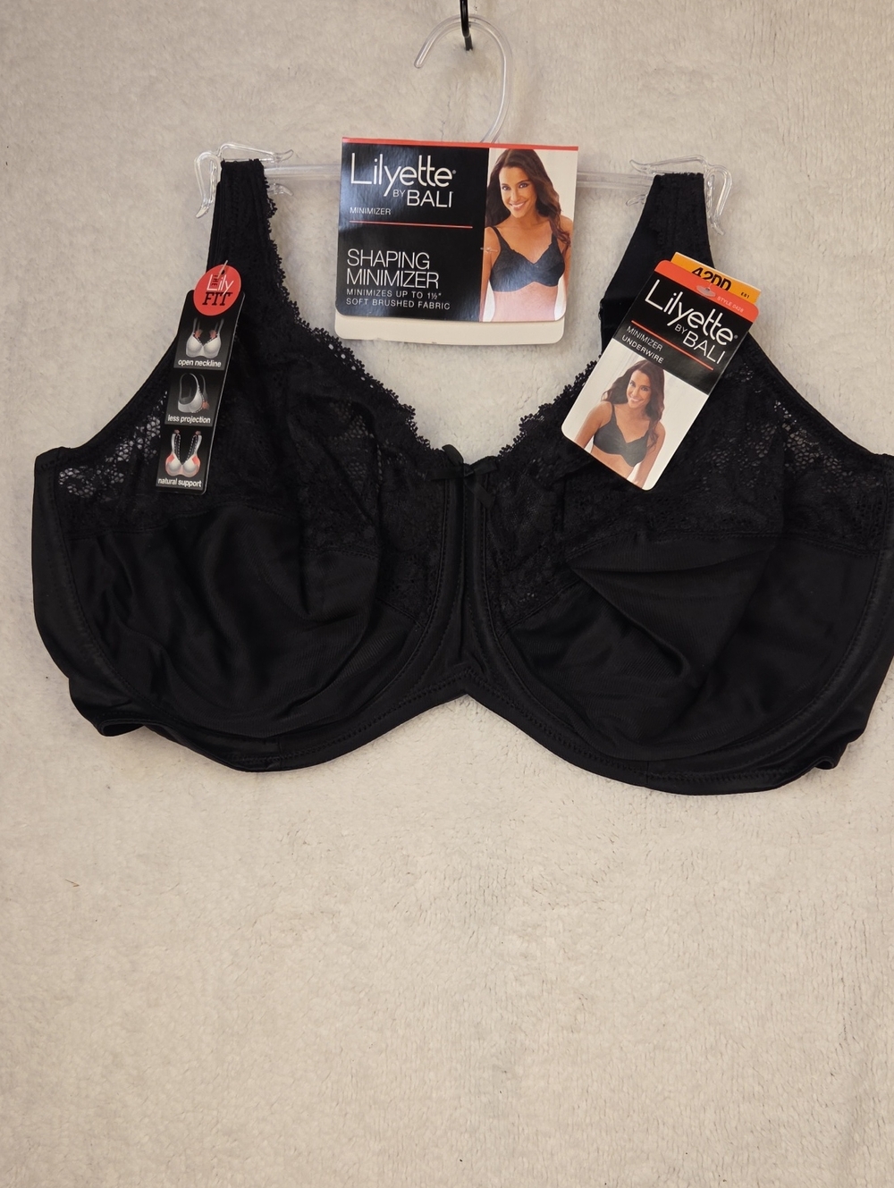Lilyette by Bali Black Shaping Minimizer Bra